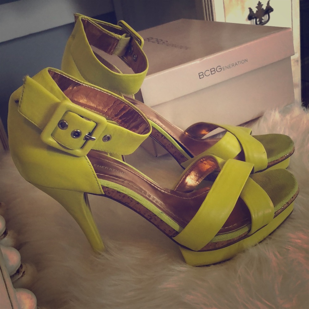 BCBG strappy heals